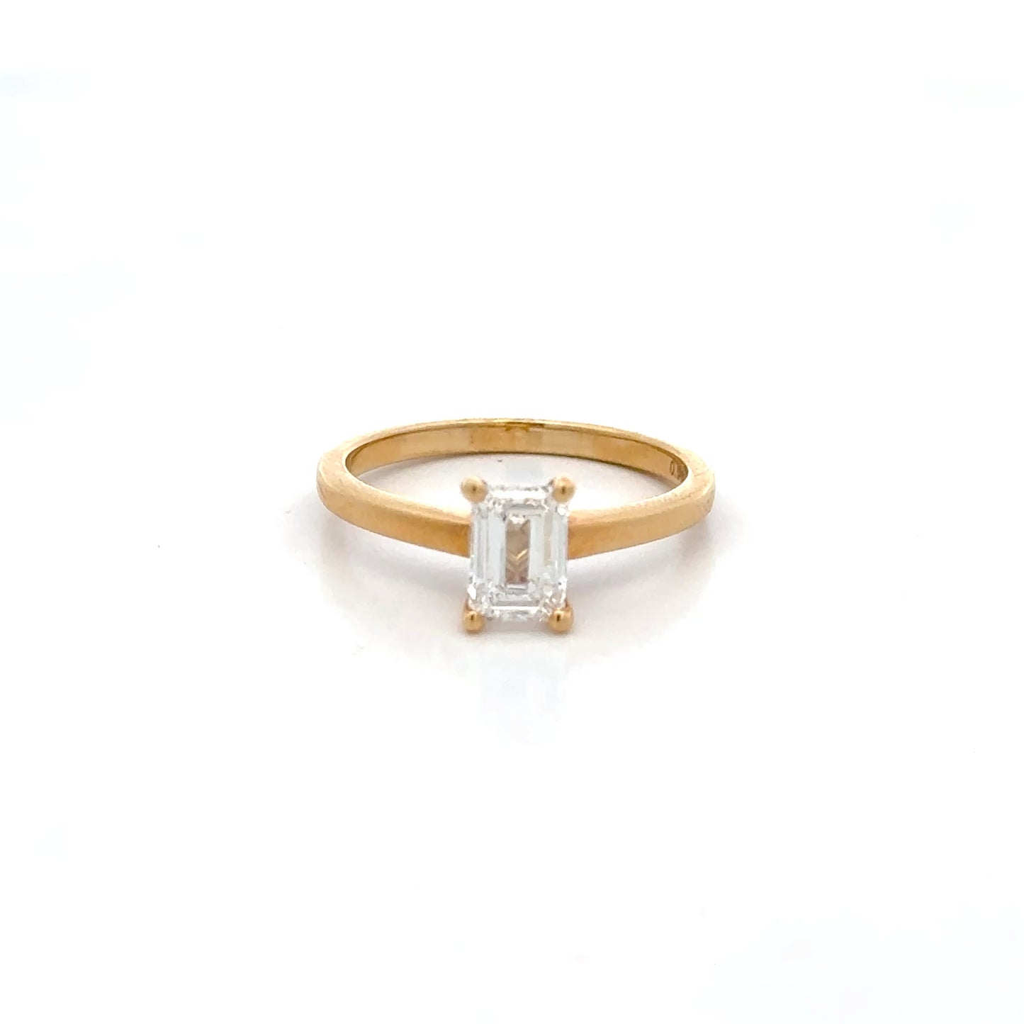 Viéne Lab-grown Emerald cut Engagement Ring