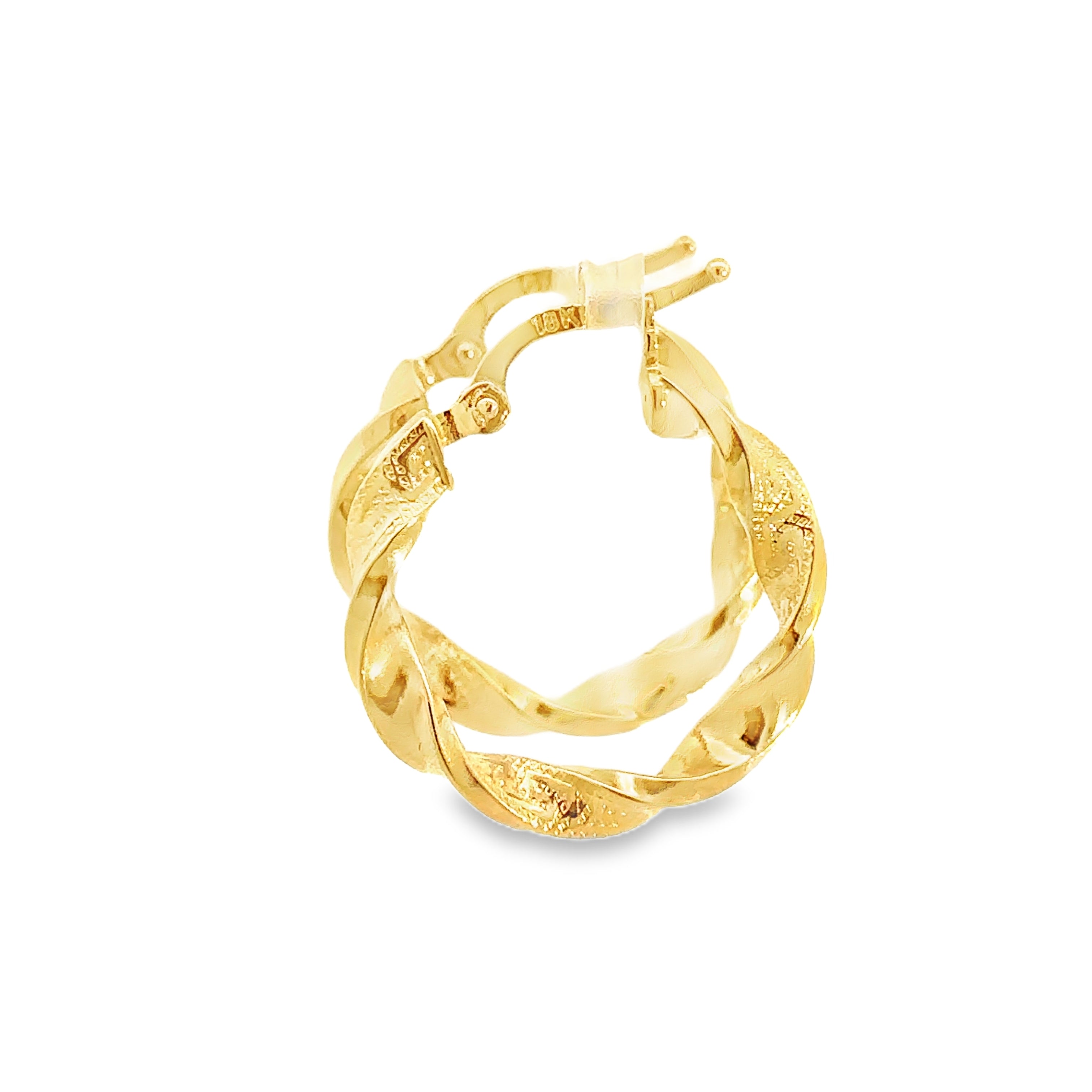 Melioraé Yellow Gold  Loop Twisted DiaCut