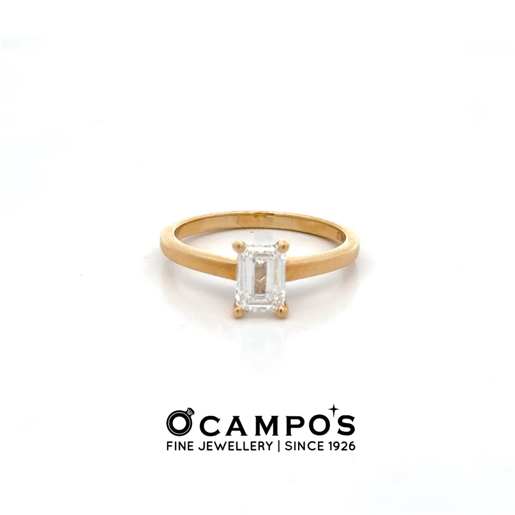 Viéne Lab-grown Emerald cut Engagement Ring