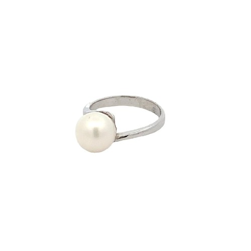 Ianthe White Gold Ring With Cultured Pearl