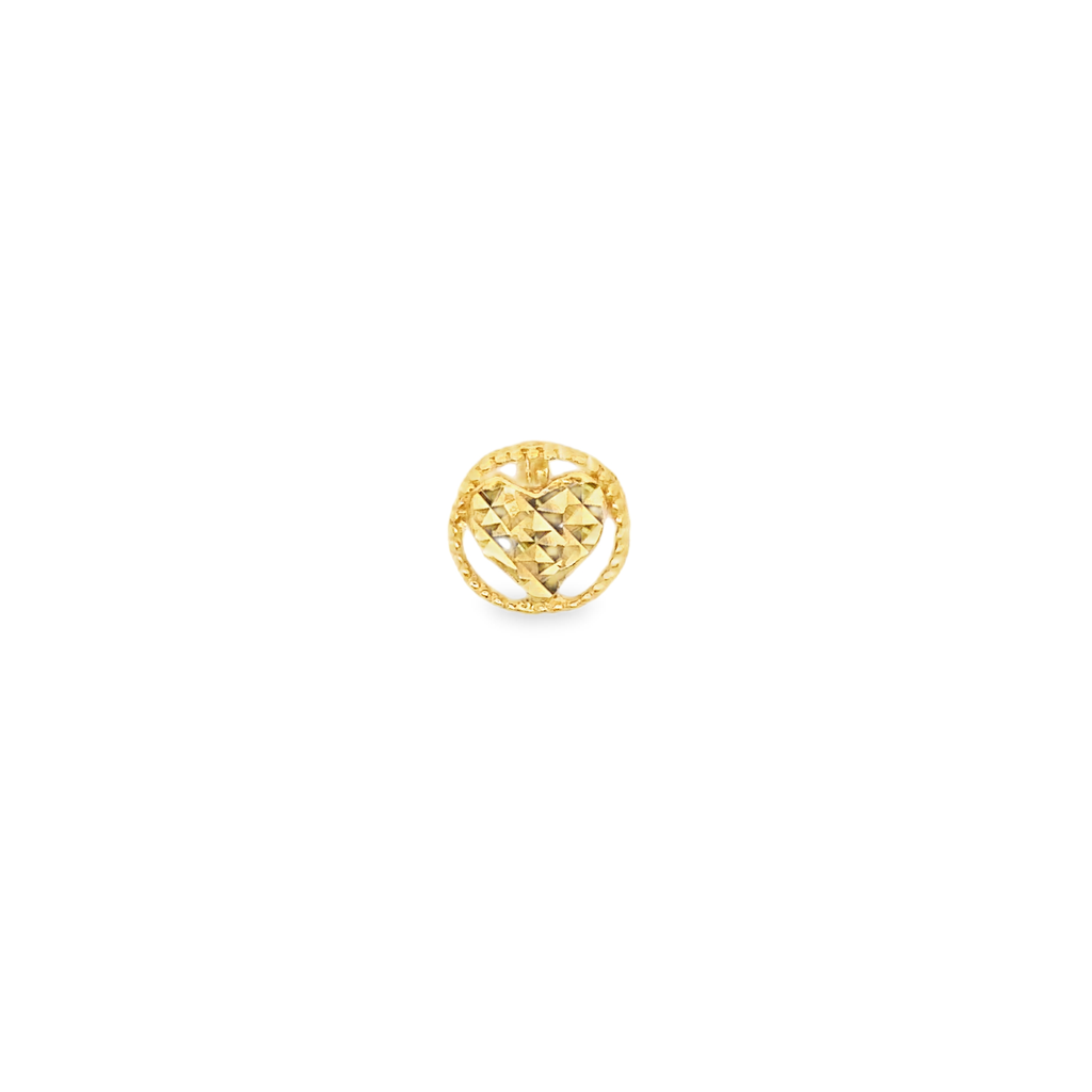 Kynthia 18 Karat Yellow Gold Round Pendant With Heart Diamond Cut Design
