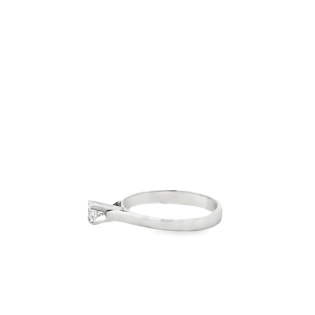 Ionea 14 Karat White Gold Ring 1 Diamond - .15 Carat S-5.5