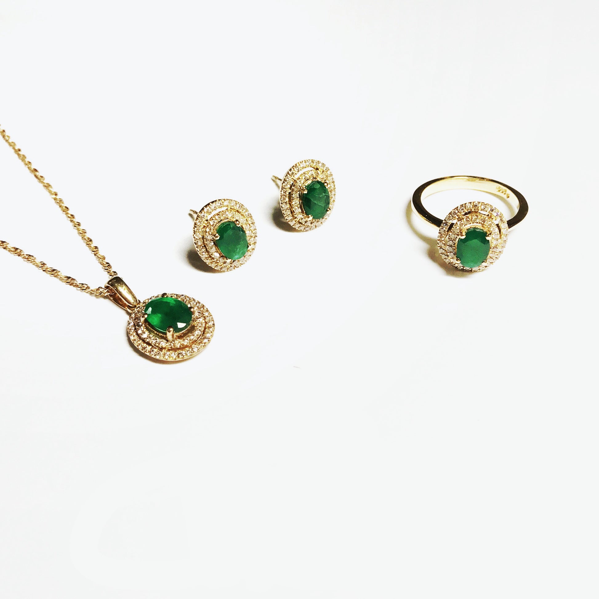 Emerald Celeste 14k Yellow Gold Diamond Stud Earrings | Ocampo's Fine Jewellery
